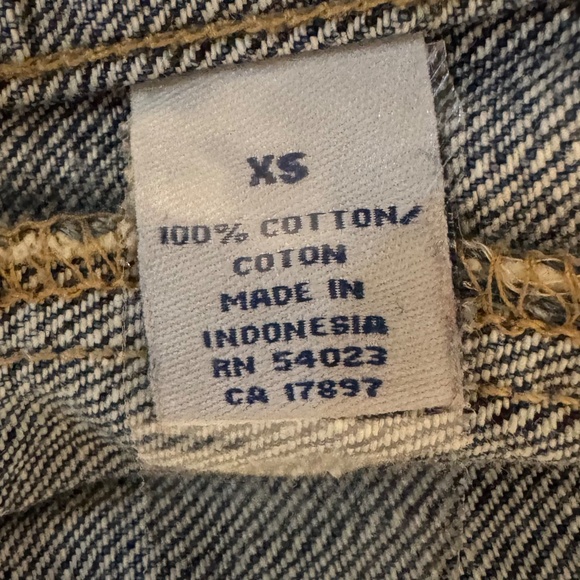 boy blue denim jacket brand old navy size extra small button down pocket all - Picture 7 of 7